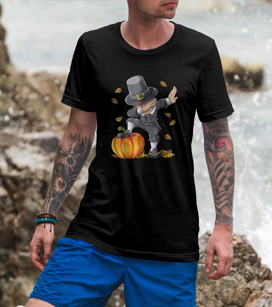 Pilgrim Dabbing On Pumpkin With Falling Autumn Leaves T-Shirt