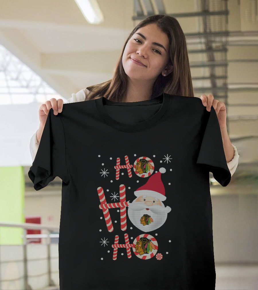Ho Ho Ho Xmas Santa With Chicago Blackhawks Logos And Candy Canes T-Shirt