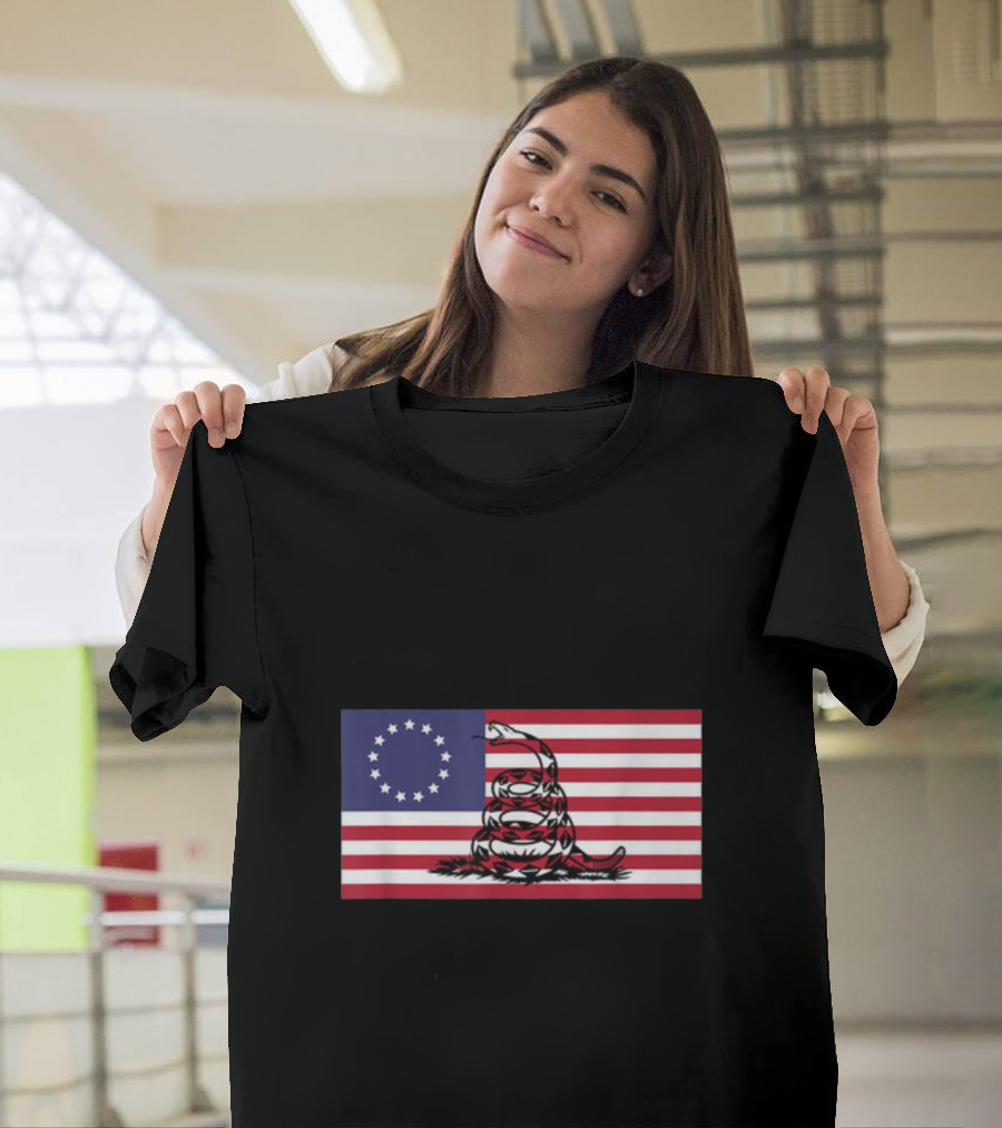 Betsy Ross Flag Combined with Gadsden Snake Icon 13 Star Colonial American Symbolism T-Shirt