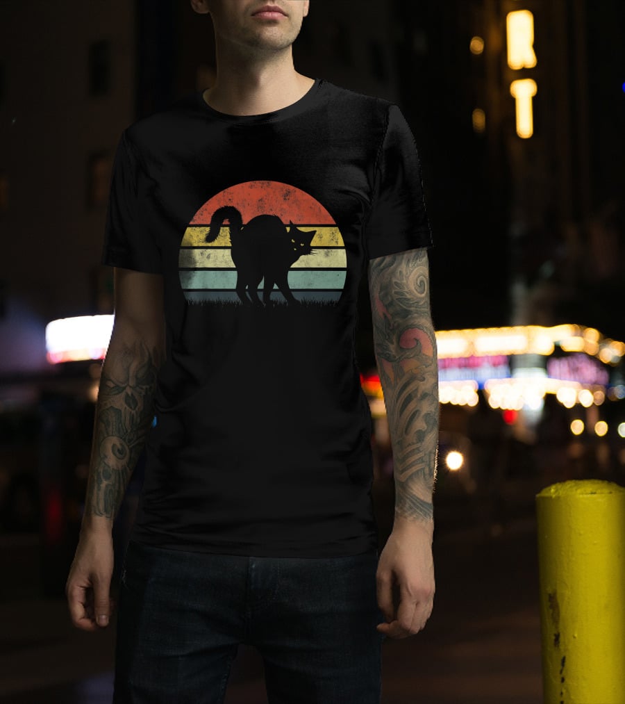 Vintage Retro Scary Black Cat Silhouette Sunset T-Shirt