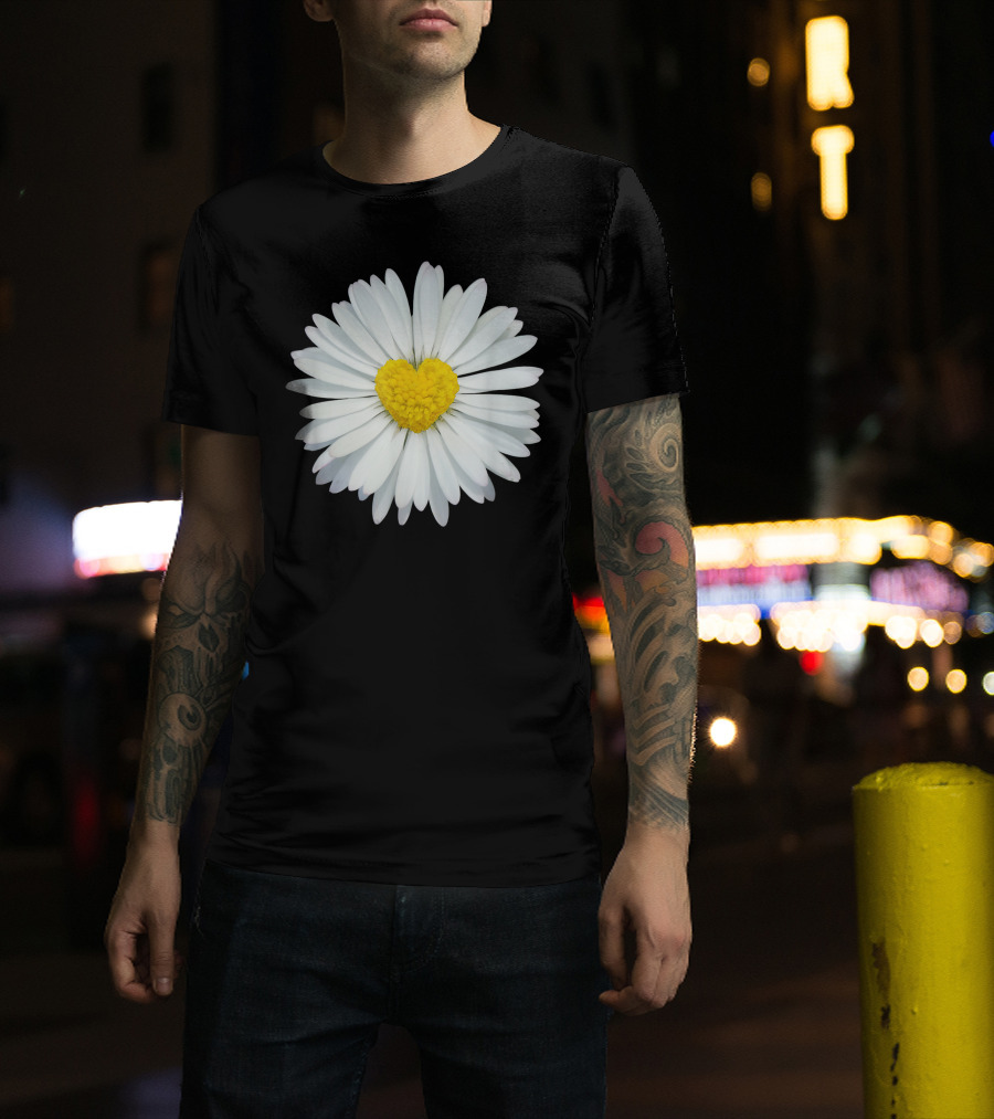 White And Yellow Heart Daisy Blossom T-Shirt