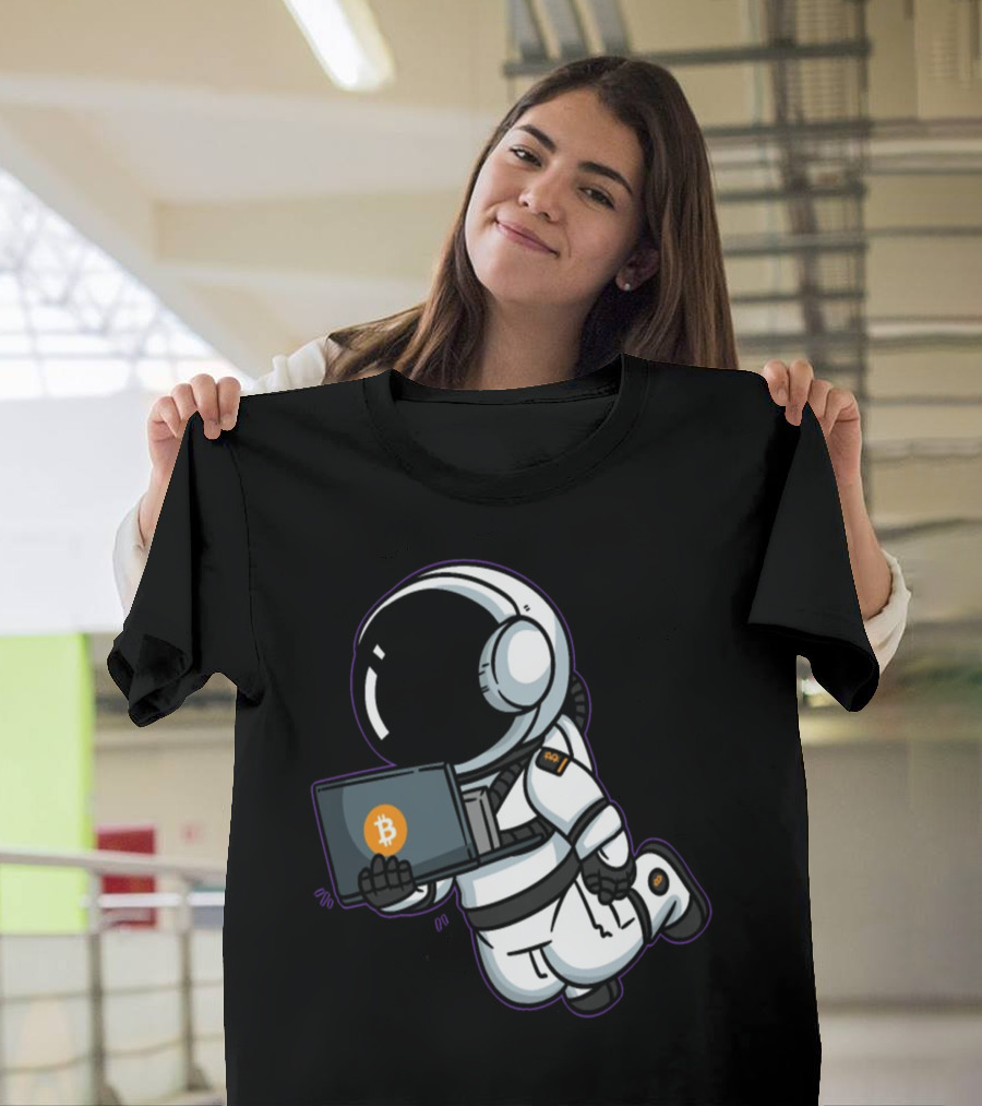 Astronaut Bitcoin To The Moon Crypto Adventure T-Shirt