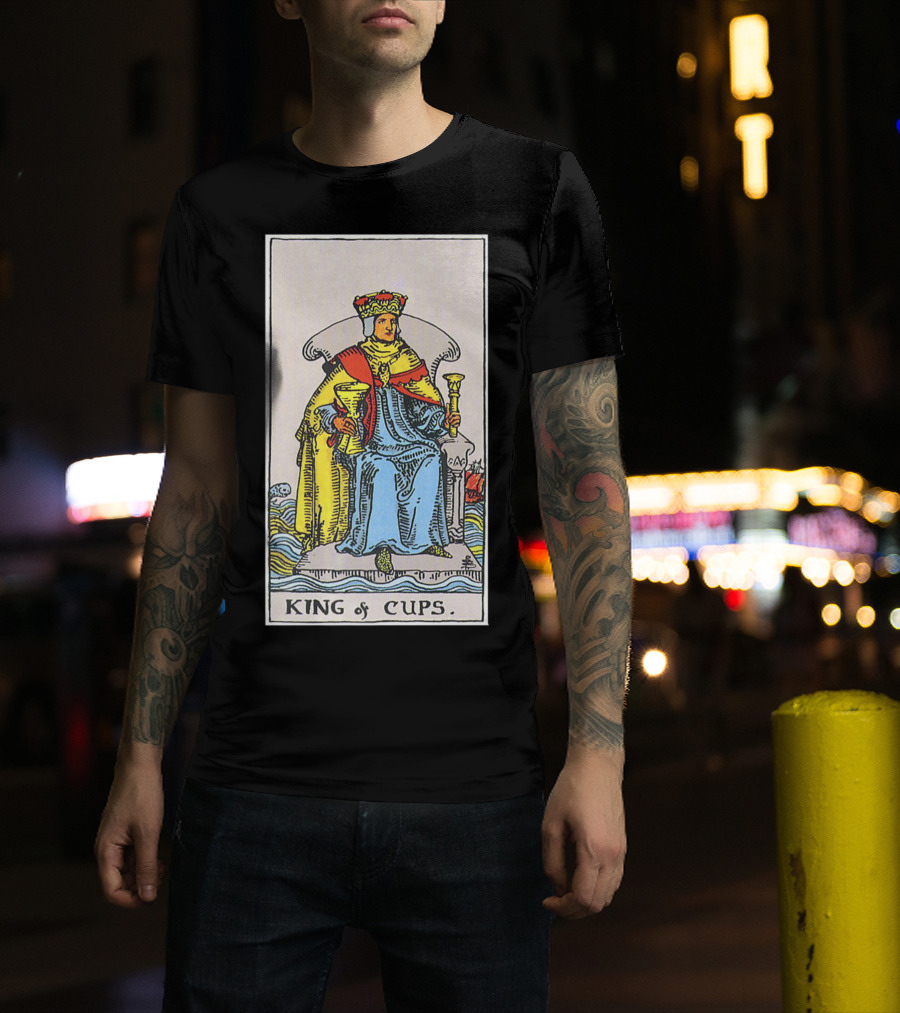 King Of Cups Tarot Card Ruler Element Water Symbolism T-Shirt