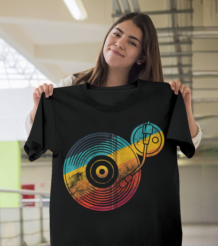 Vintage Vinyl Turntable DJ Musician LP Records T-Shirt