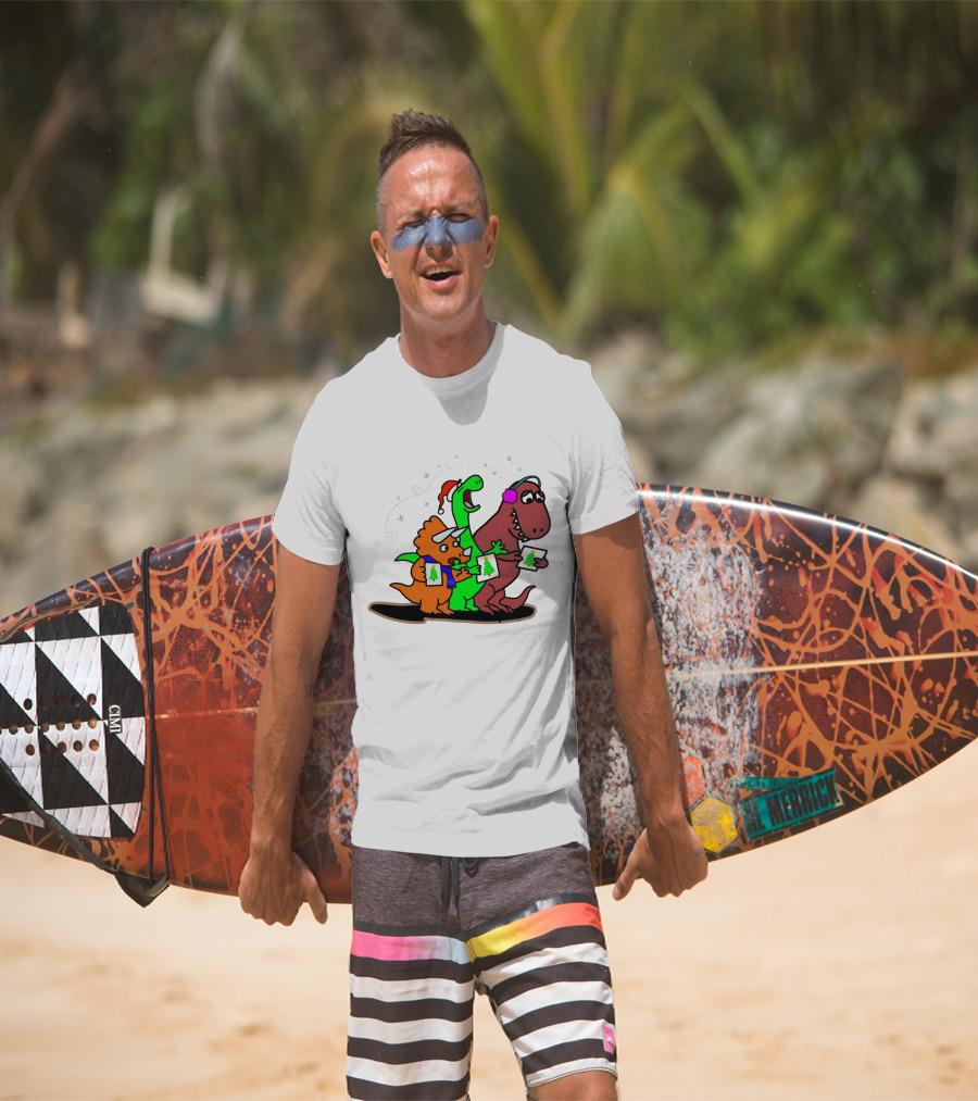 Dinosaur Trio Singing Christmas Carols With Festive Hats And Tree Cards T-Shirt