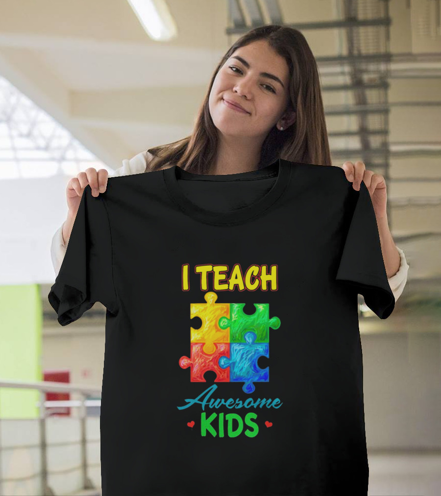 I Teach Awesome Kids Autism Puzzle Pieces T-Shirt