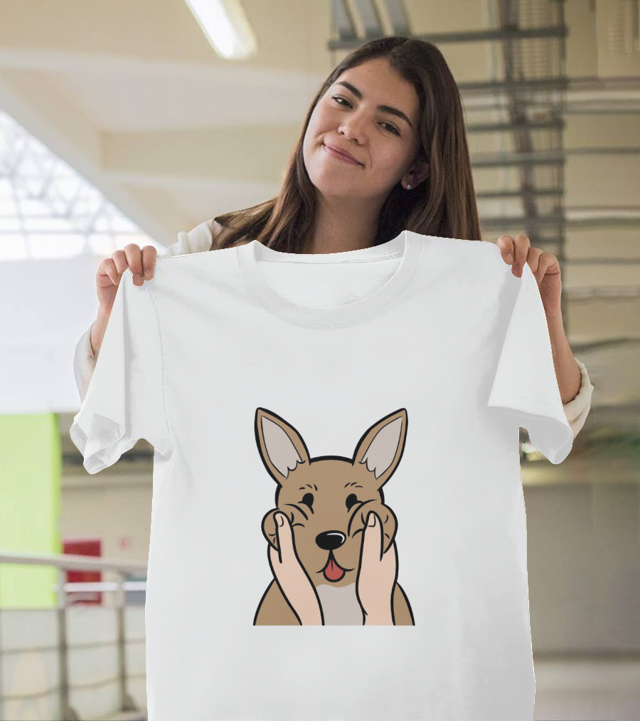 Chihuahua Chubby Cheeks Cute Face Squeezing Happy Expression T-Shirt