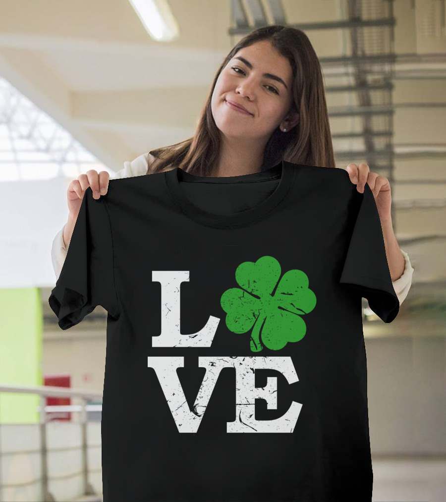 St. Patrick's Day Love With Shamrock T-Shirt