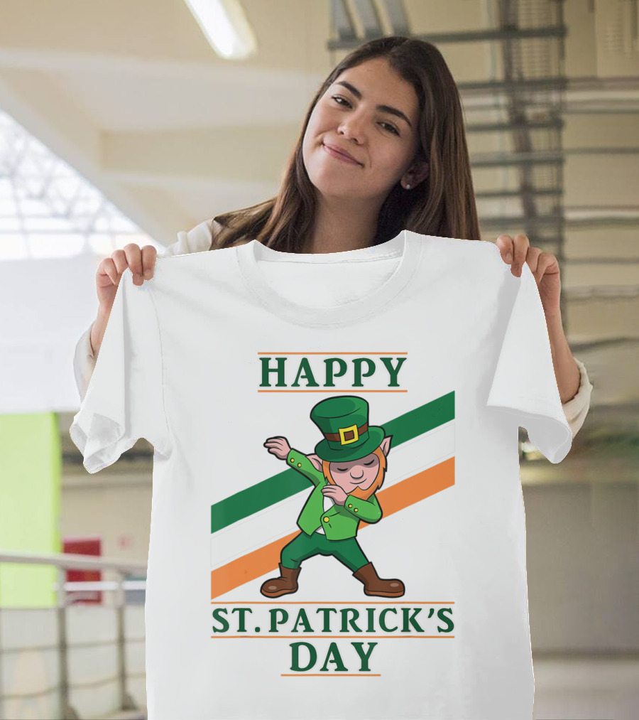 Happy St. Patrick's Day Dabbing Leprechaun Irish Flag T-Shirt
