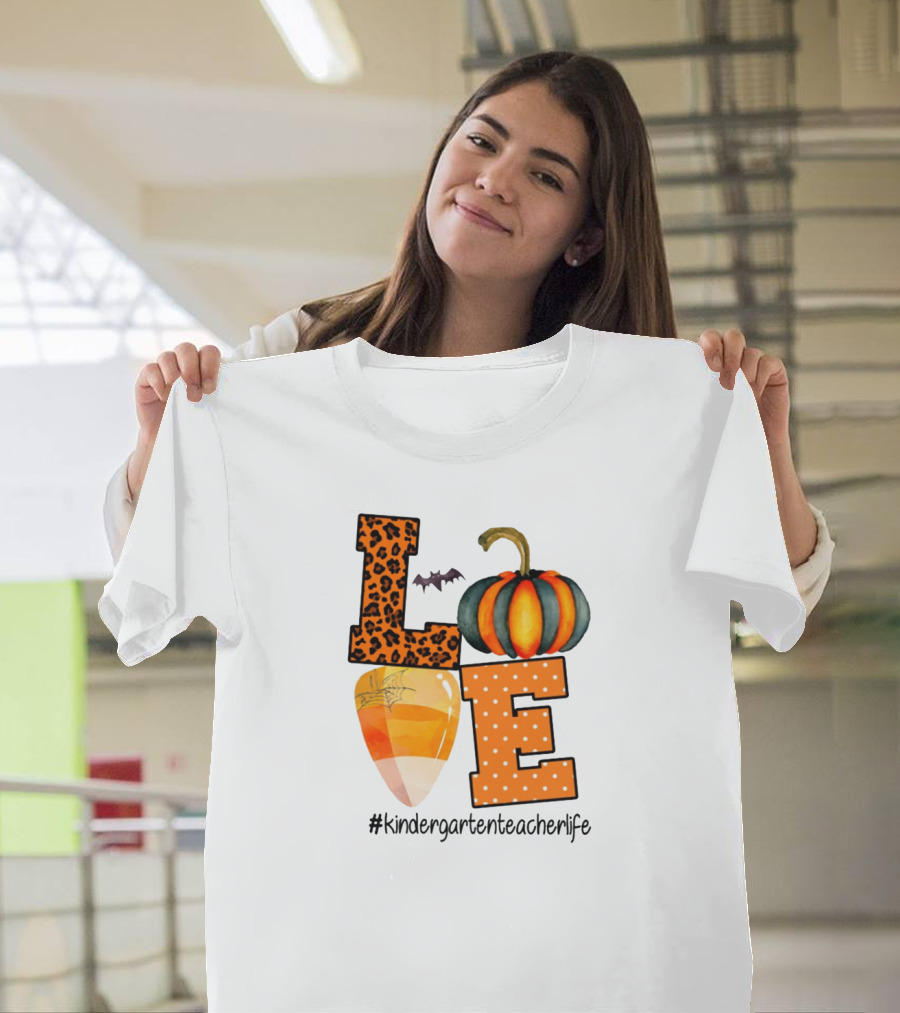 Love Kindergarten Teacher Life Halloween Pumpkin Candy Corn Leopard Print T-Shirt