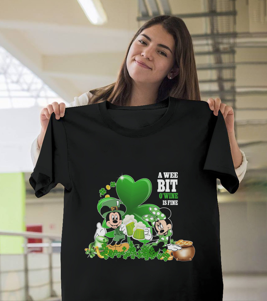 Mickey And Minnie A Wee Bit O'Wine Is Fine Patrick's Day T-Shirt