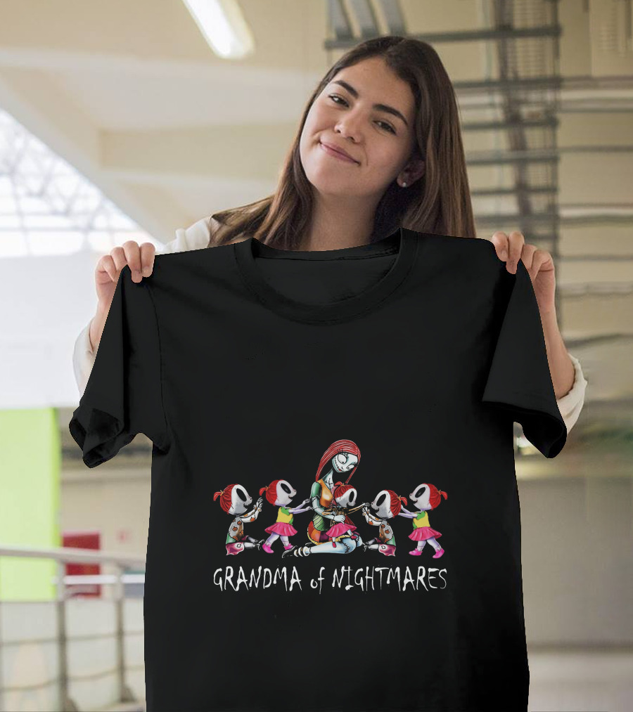 5 Girls Grandma of Nightmares Halloween-Themed T-Shirt