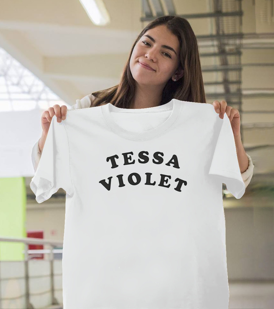 Tessa Violet Retro Style Arched Text T-Shirt