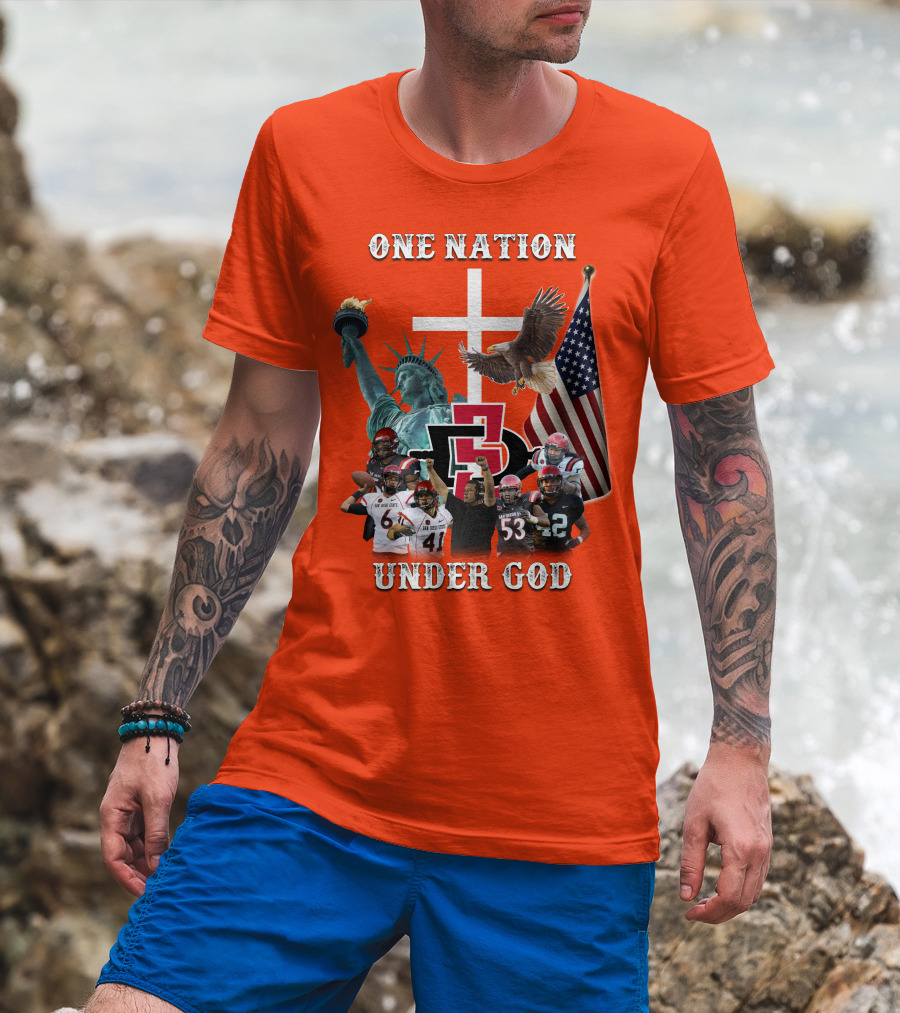 SDSA One Nation Under God Coach Statue Liberty Flag Eagle Football T-Shirt