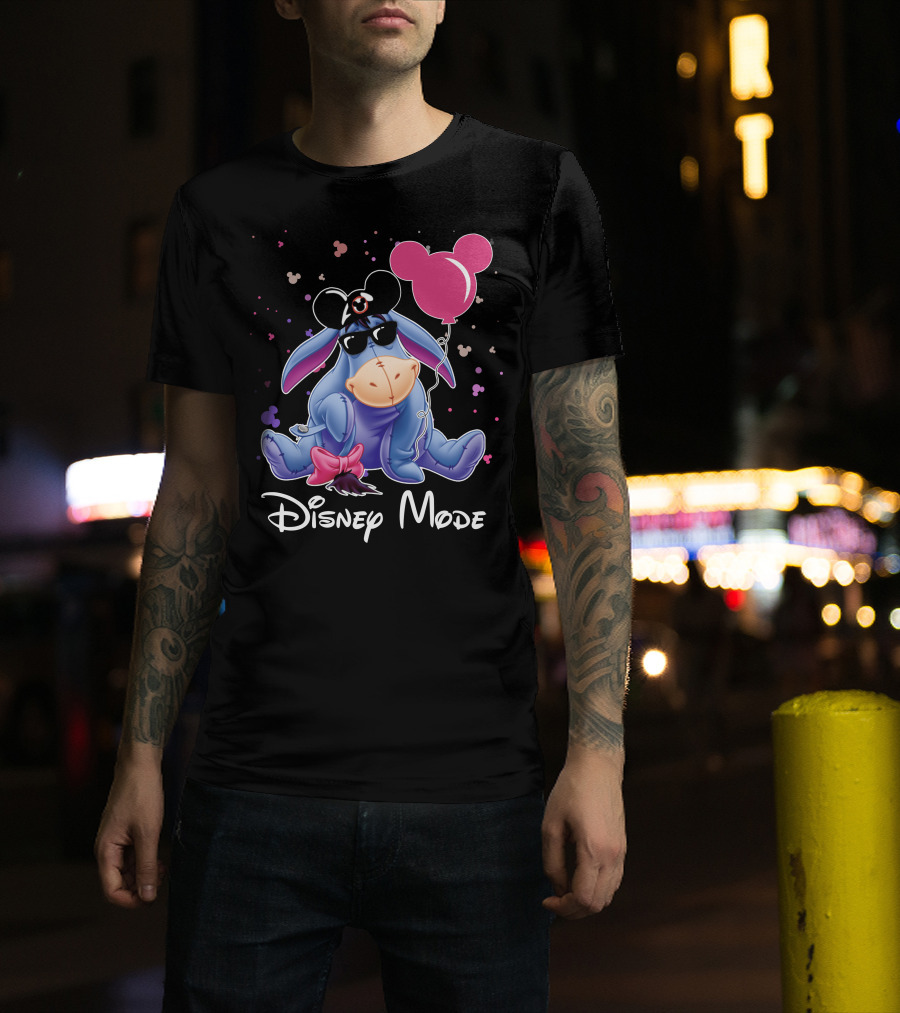 Disney Mode Eeyore With Mickey Balloon And Sunglasses T-Shirt