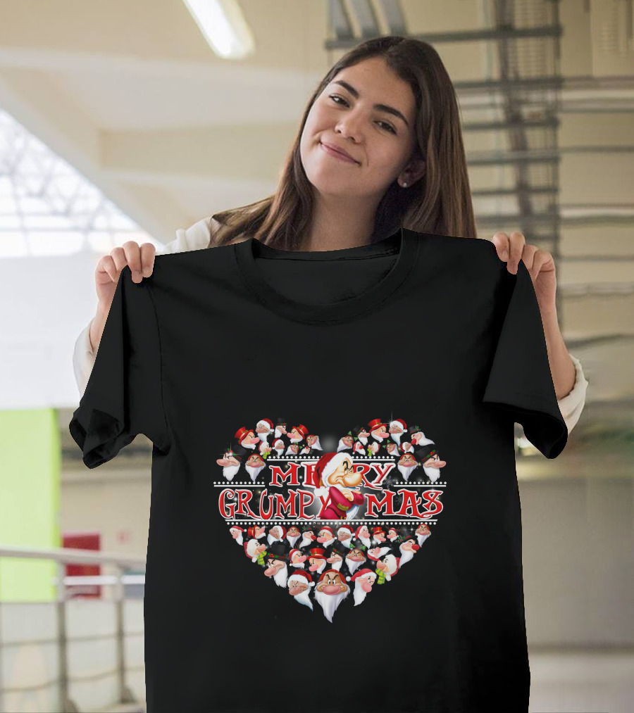 Merry Grumpmas Heart With Santa Dwarfs T-Shirt