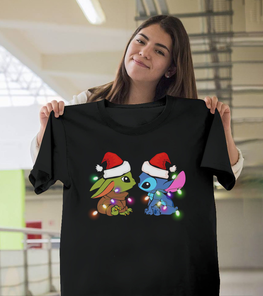 ST&BYD Kiss Christmas Lights Creature Pair Santa Hats T-Shirt