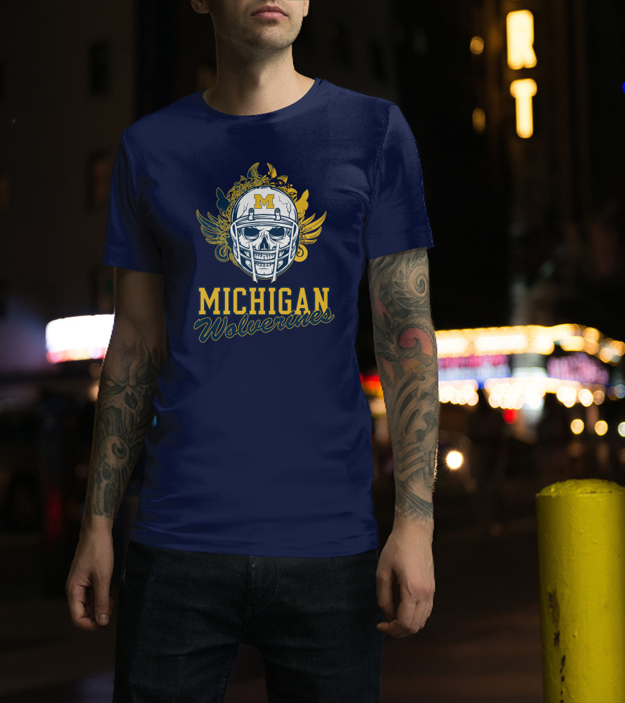 Michigan Wolverines Skull Helmet With Floral Wings T-Shirt