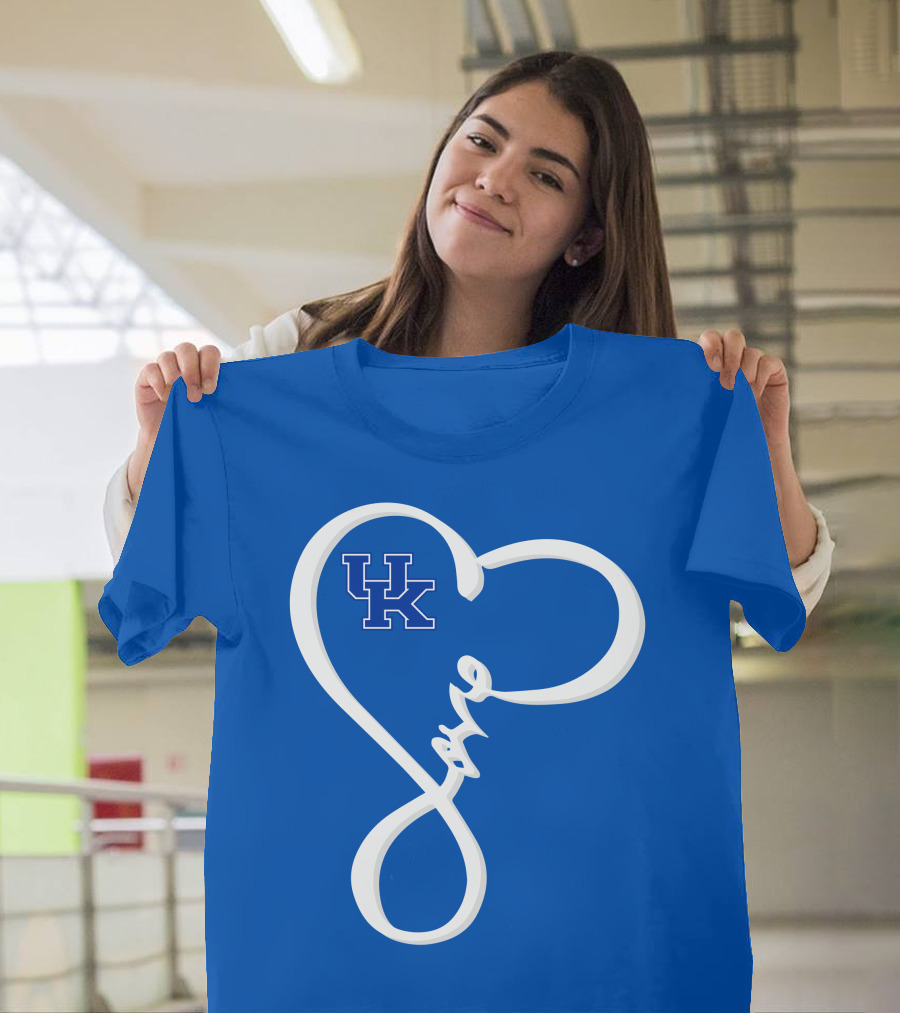 UK Wildcats Love Heart T-Shirt