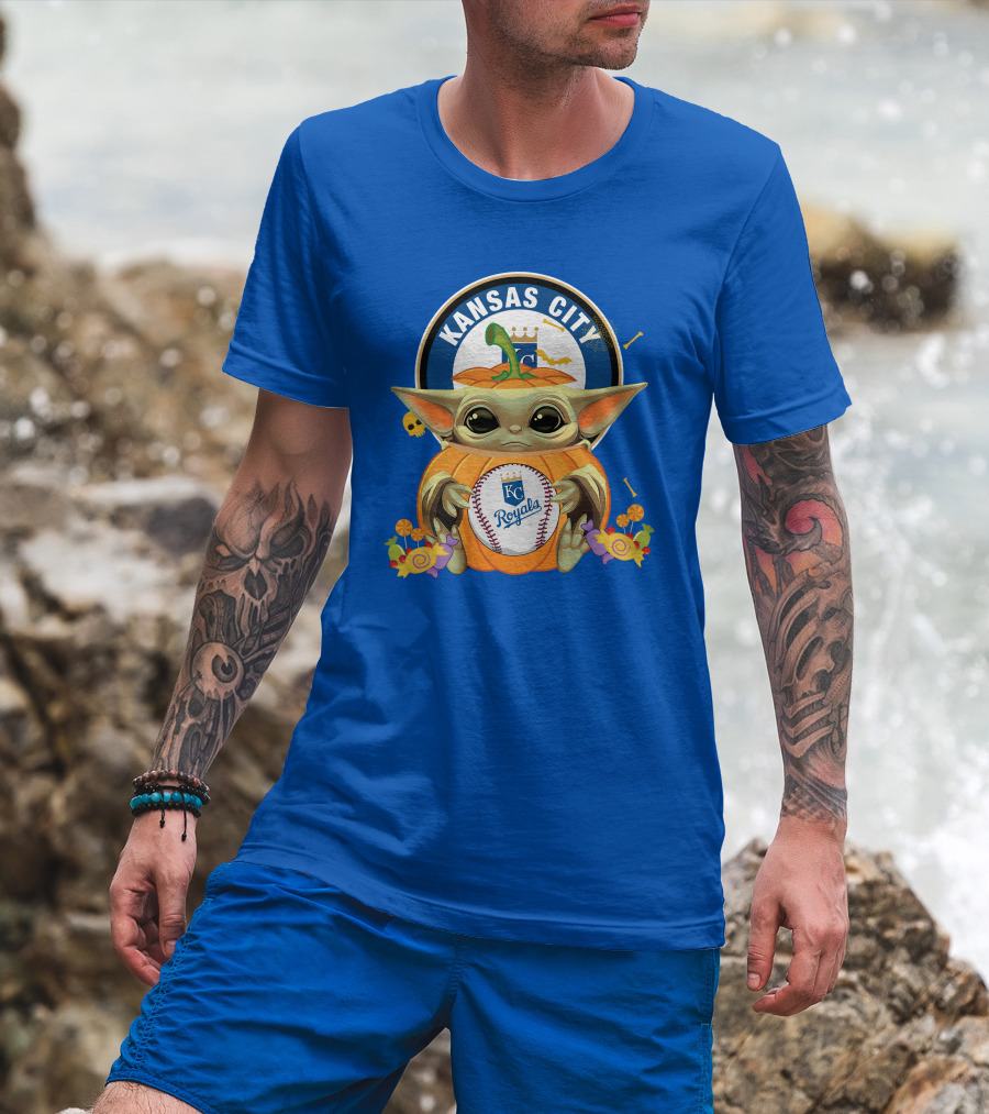 Halloween Pumpkin Baby Yoda Hug KC Royals Baseball T-Shirt