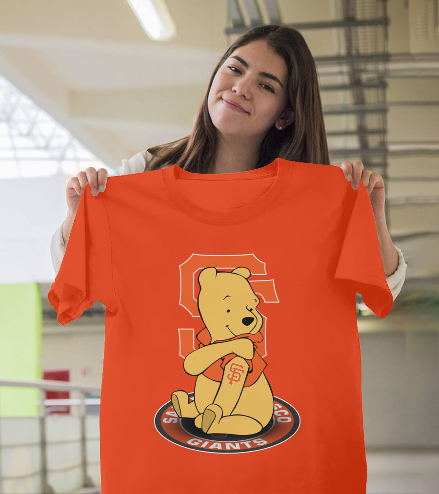 San Francisco Giants Winnie the Pooh Sitting with SF T-Shirt