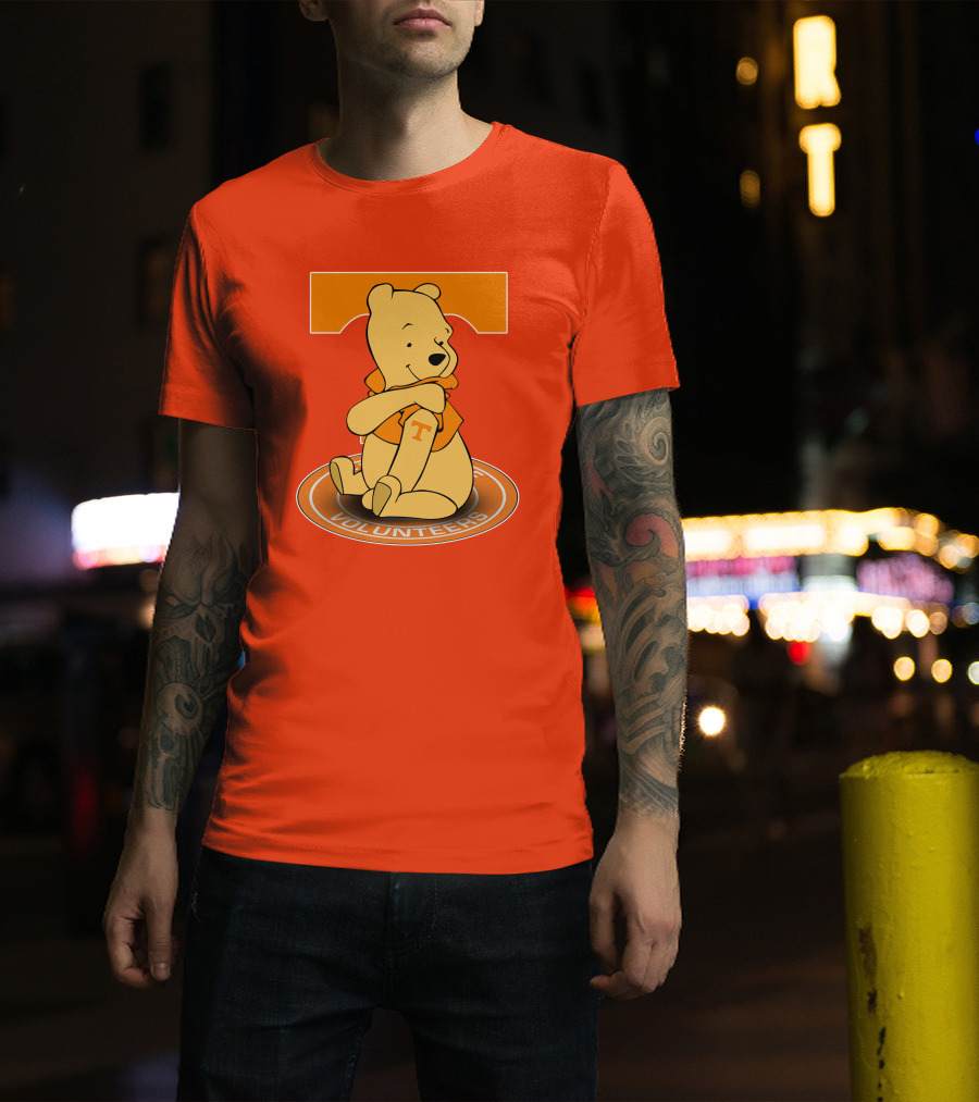 Tennessee Volunteers Winnie The Pooh Sitting With Orange T-Shirt And Big T T-Shirt