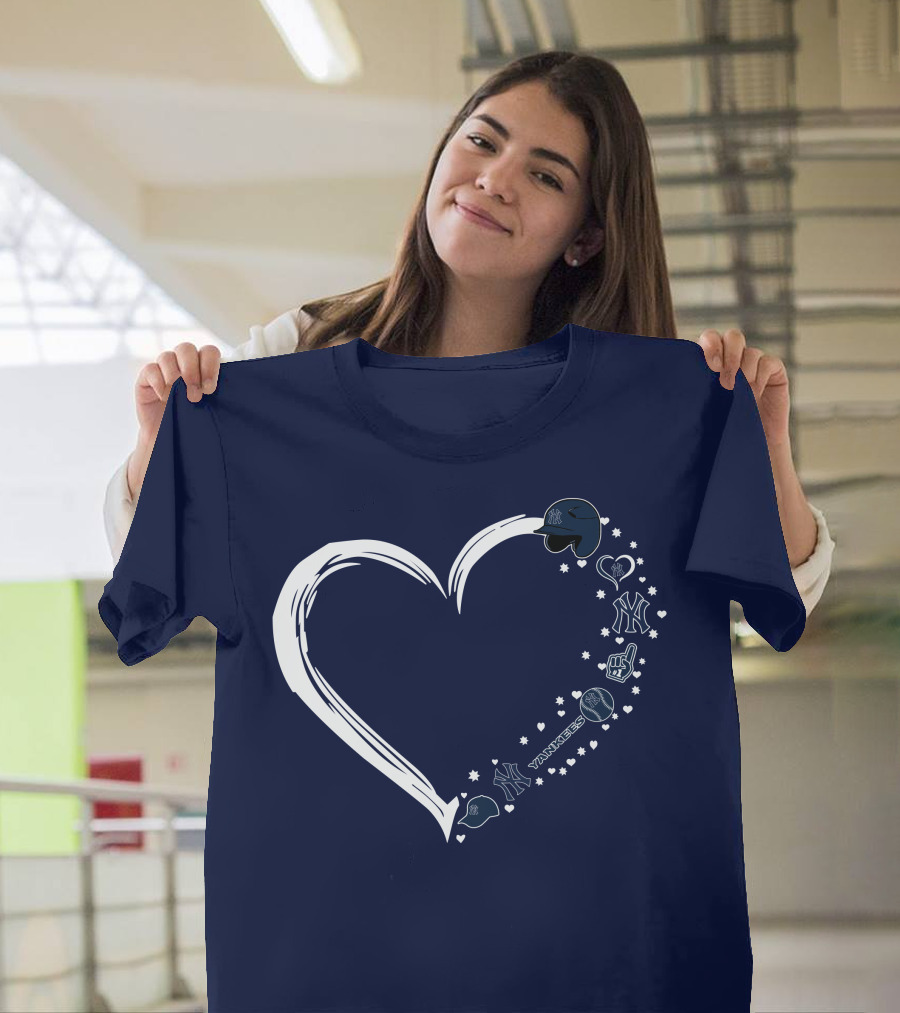 New York Yankees Heart Design With Helmets T-Shirt
