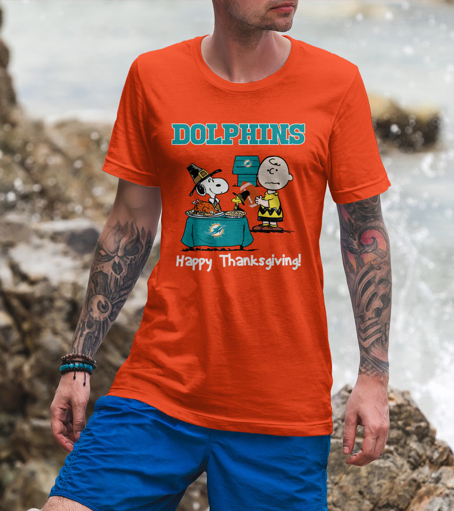 Dolphins Snoopy Charlie Brown Happy Thanksgiving Miami T-Shirt