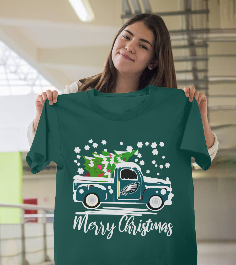 Merry Christmas Philadelphia Eagles Vintage Car Snowflakes T-Shirt