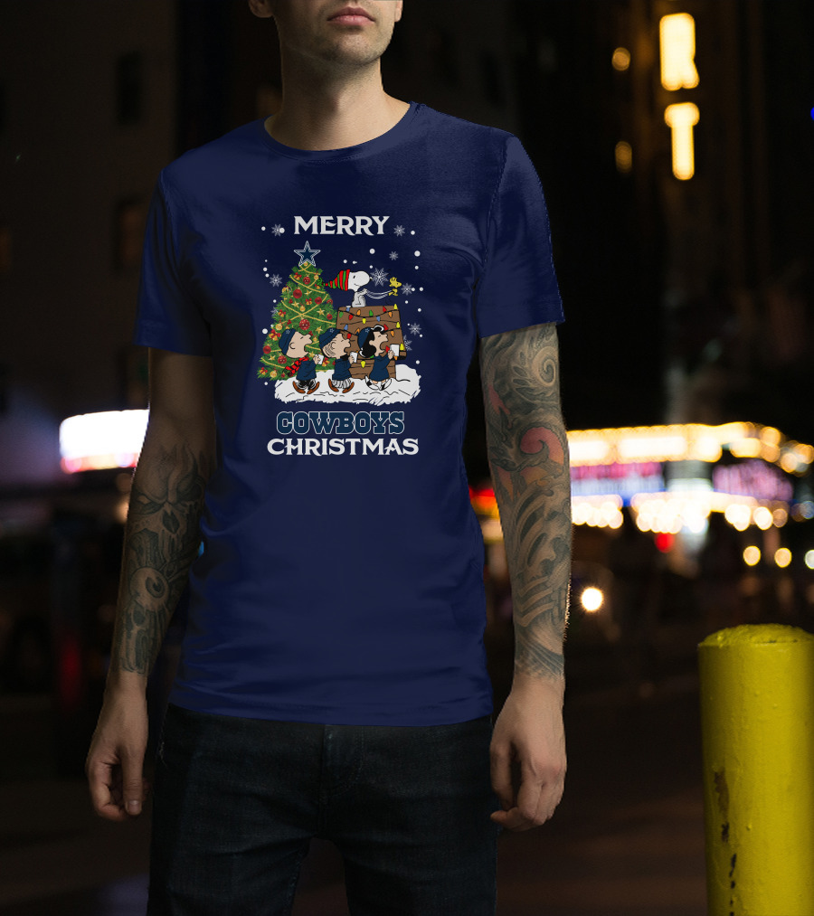 Merry Cowboys Christmas Peanut Tree Holiday Scene T-Shirt