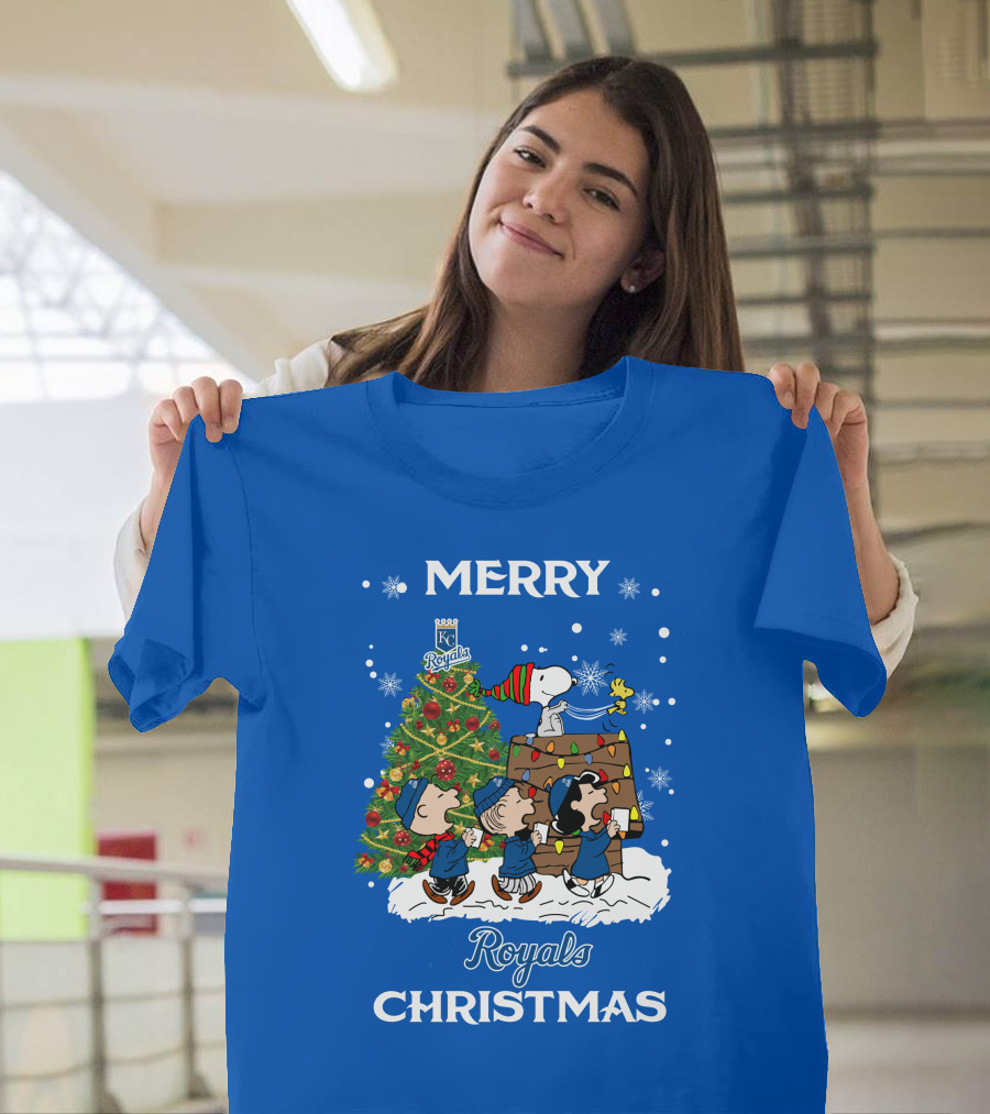 Kansas City Royals Merry Christmas Tree With Snoopy And Peanuts Characters T-Shirt