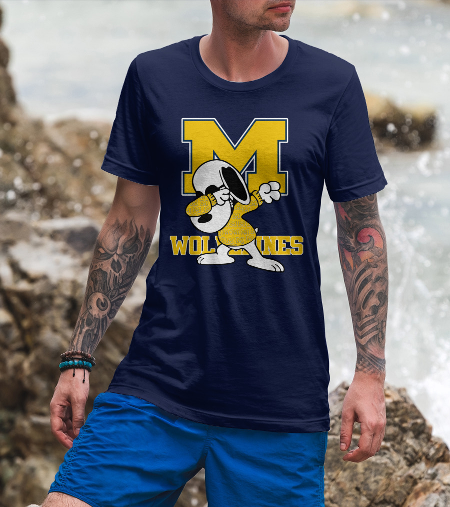 Michigan Wolverines Snoopy Dab With Block M T-Shirt