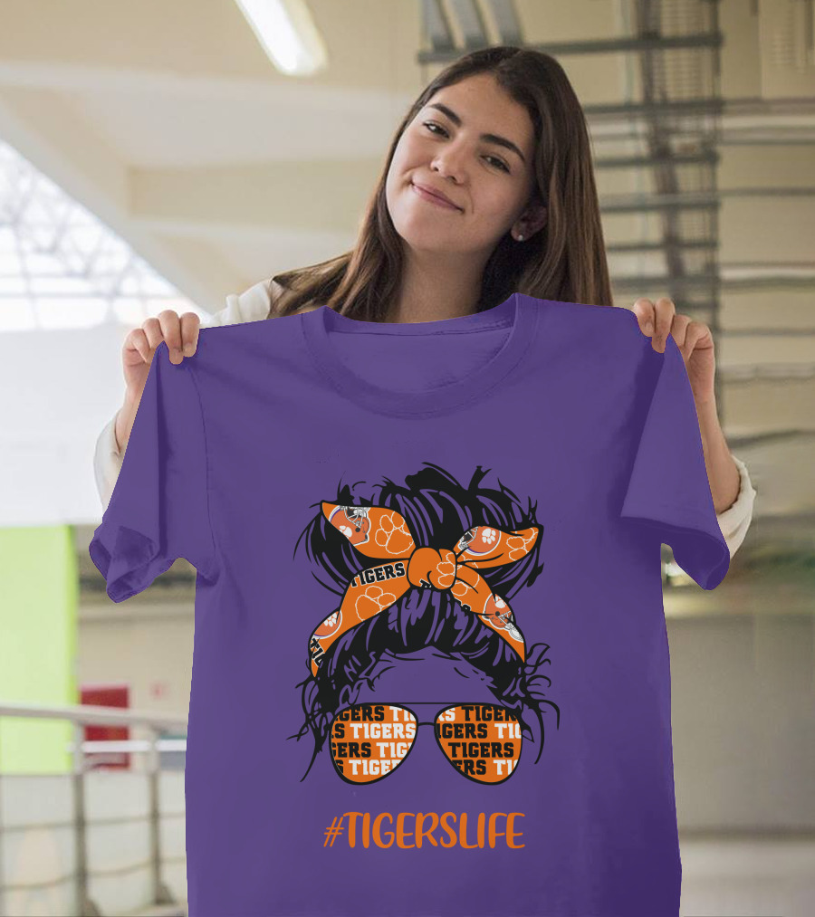 TigersLife Clemson Tigers Messy Bun Girl With Headband And Glasses T-Shirt