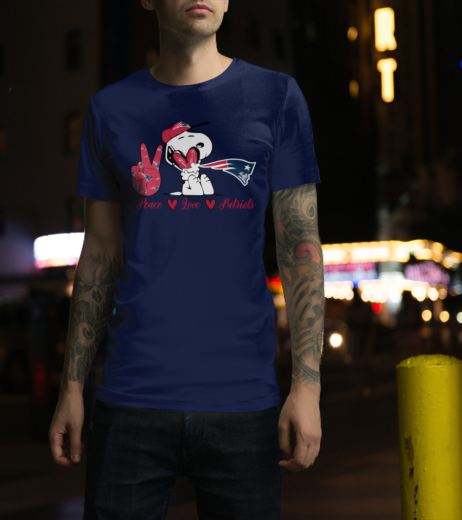 Peace Love Patriots Snoopy New England T-Shirt