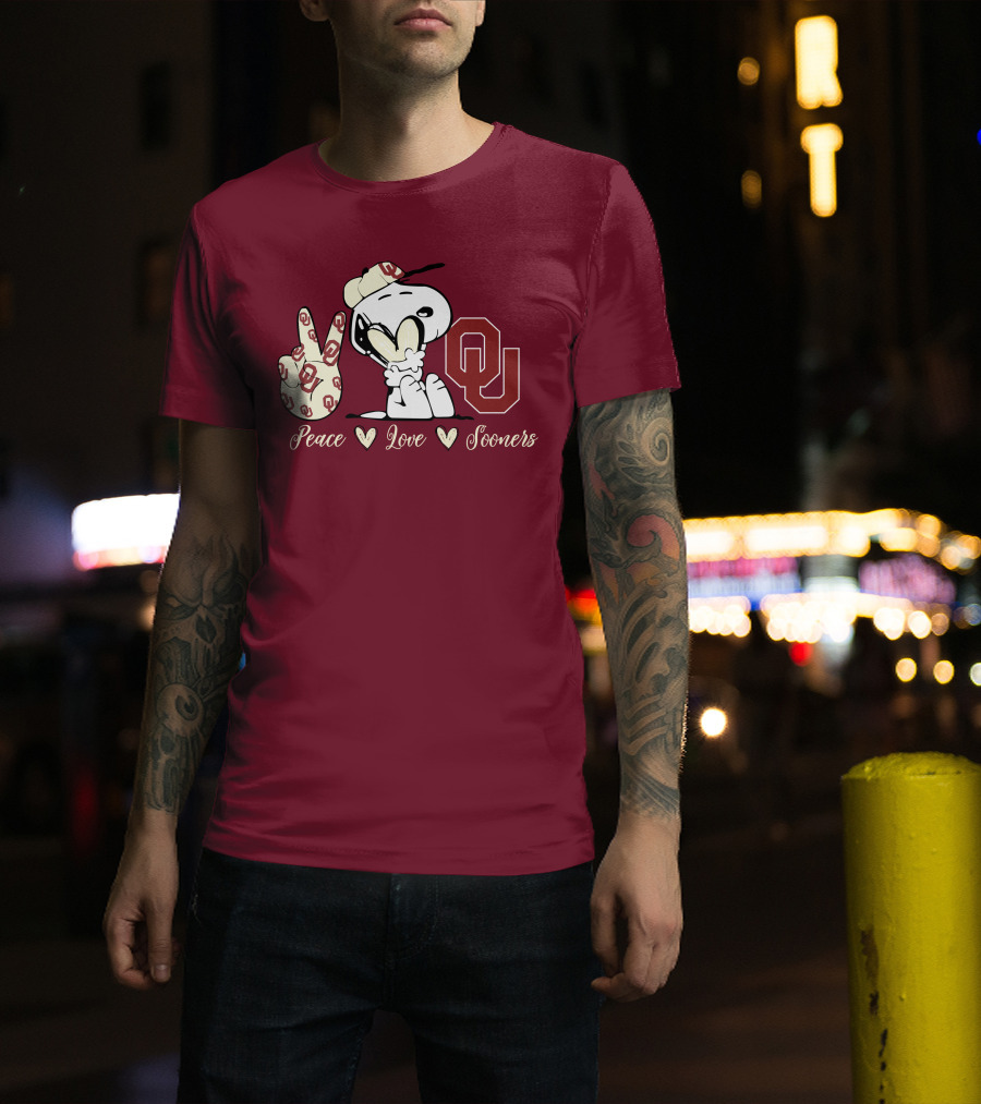 Peace Love Oklahoma Sooners Snoopy Ou T-Shirt