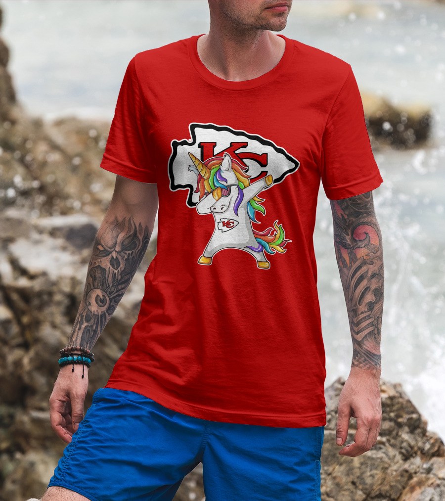 Kansas City Chiefs Unicorn Dabbing KC Logo Rainbow Mane T-Shirt