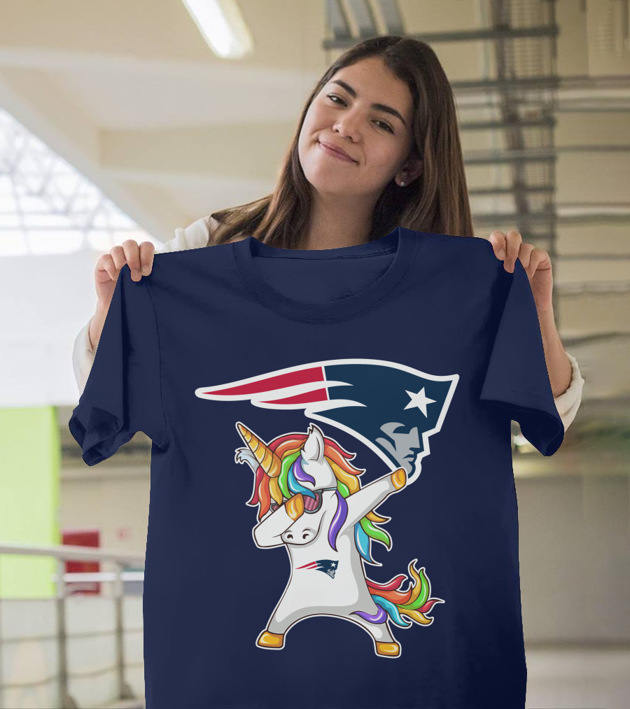 New England Patriots Unicorn Dabbing Rainbow Mane NFL T-Shirt