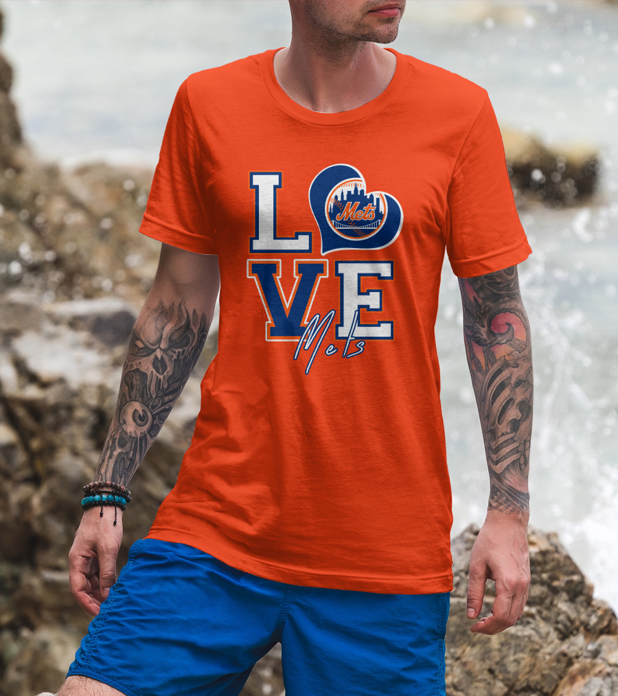 LOVE Mets New York Skyline T-Shirt