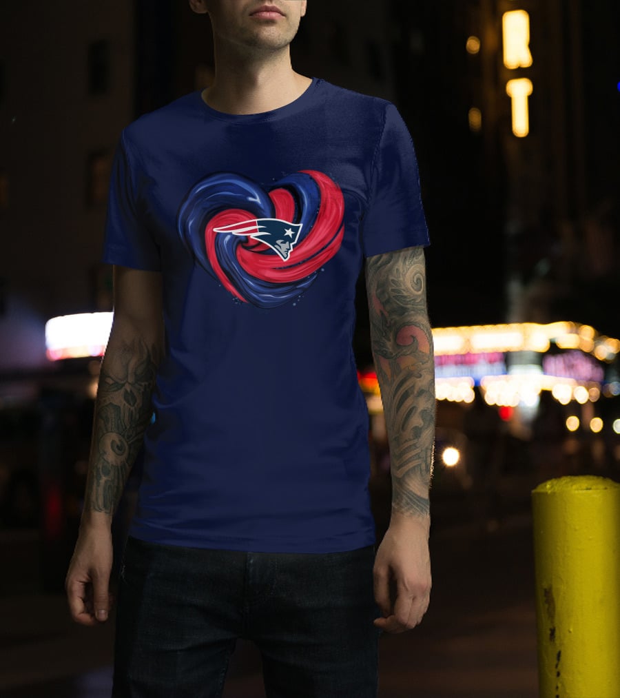 New England Patriots Heart Swirl T-Shirt