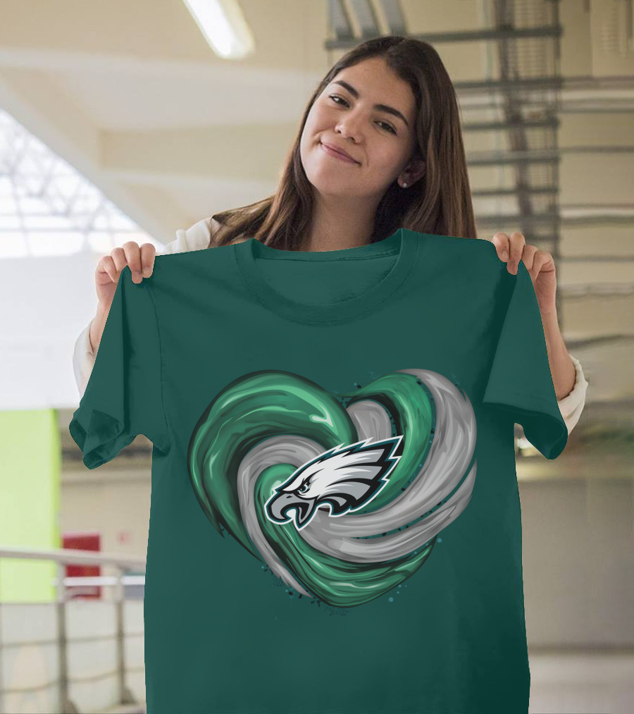Philadelphia Eagles Heart Swirl T-Shirt