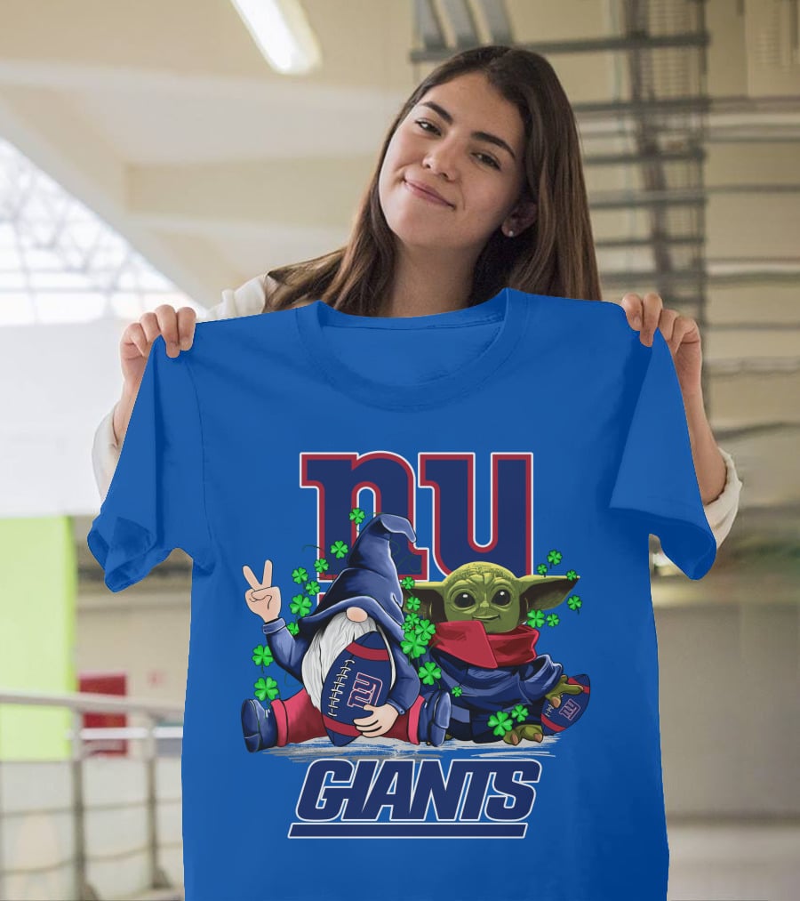 New York Giants Leprechauns Gnomes Baby Yoda Football Clover T-Shirt