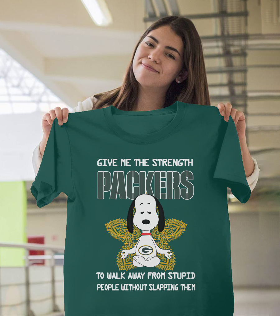 Packers Snoopy Yoga Give Me The Strength To Walk Away From Stupid People Without Slapping Them T-Shirt