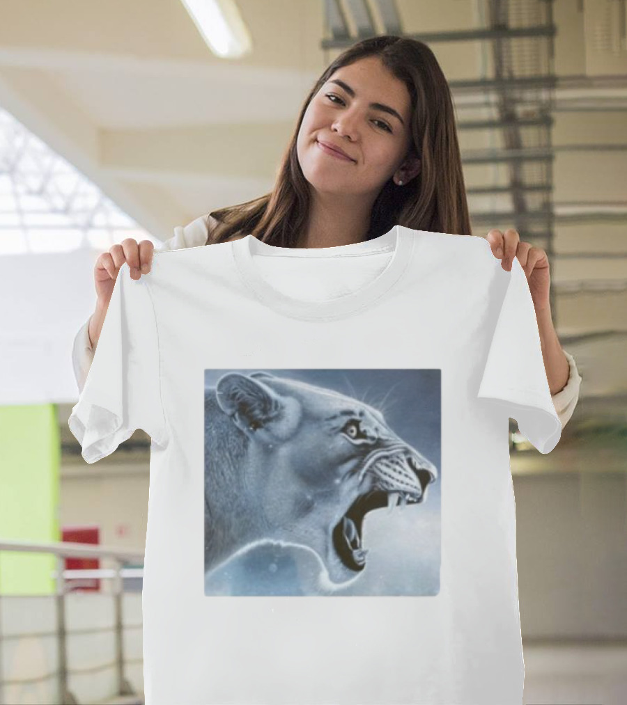 Lion Rage Intense Roar Fierce Expression T-Shirt