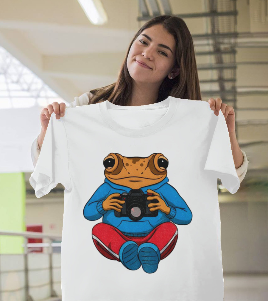 Bad Bunny Sapo Concho Frog With Camera Blue Red Pants T-Shirt