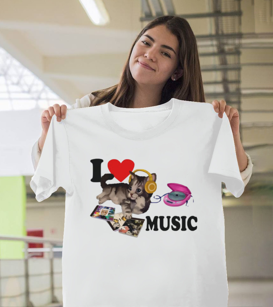 I Love Music Cat Headphones Portable CD Player Cute Cat Photos T-Shirt