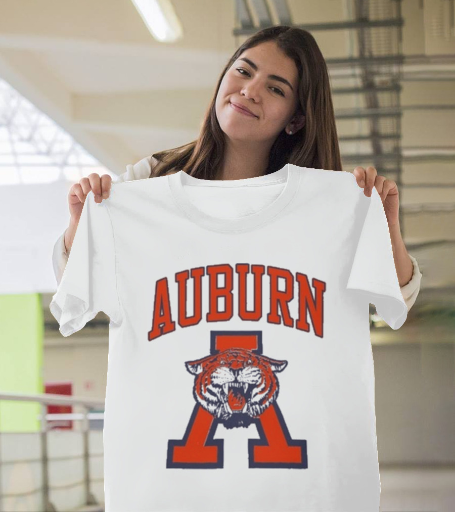 Auburn Tigers Roaring Vintage Logo Retro College Spirit T-Shirt