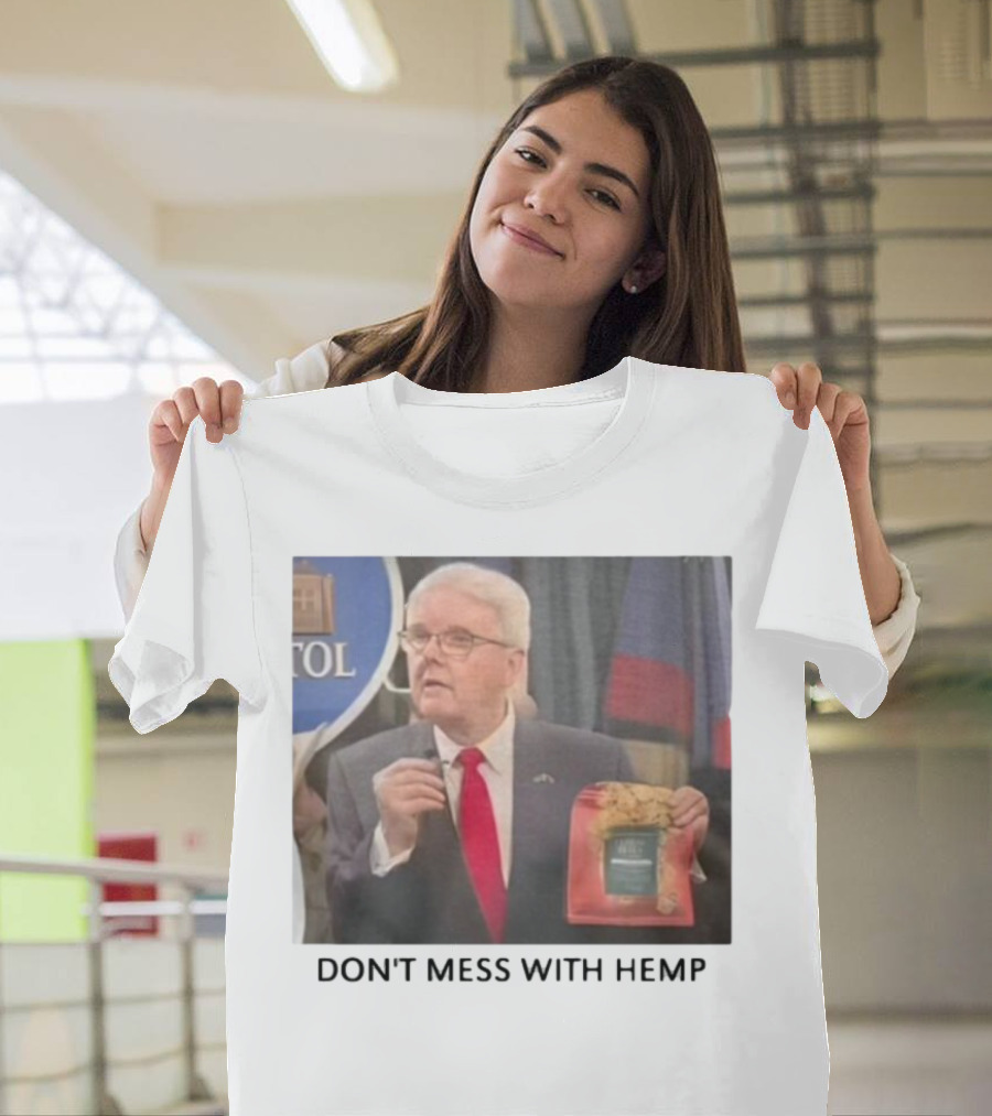 Don't Mess With Hemp Capitol Speech Red Tie Holder T-Shirt