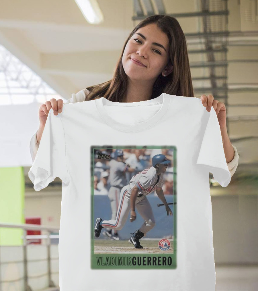 Montreal Expos Vladimir Guerrero MLB Topps Baseball Card T-Shirt
