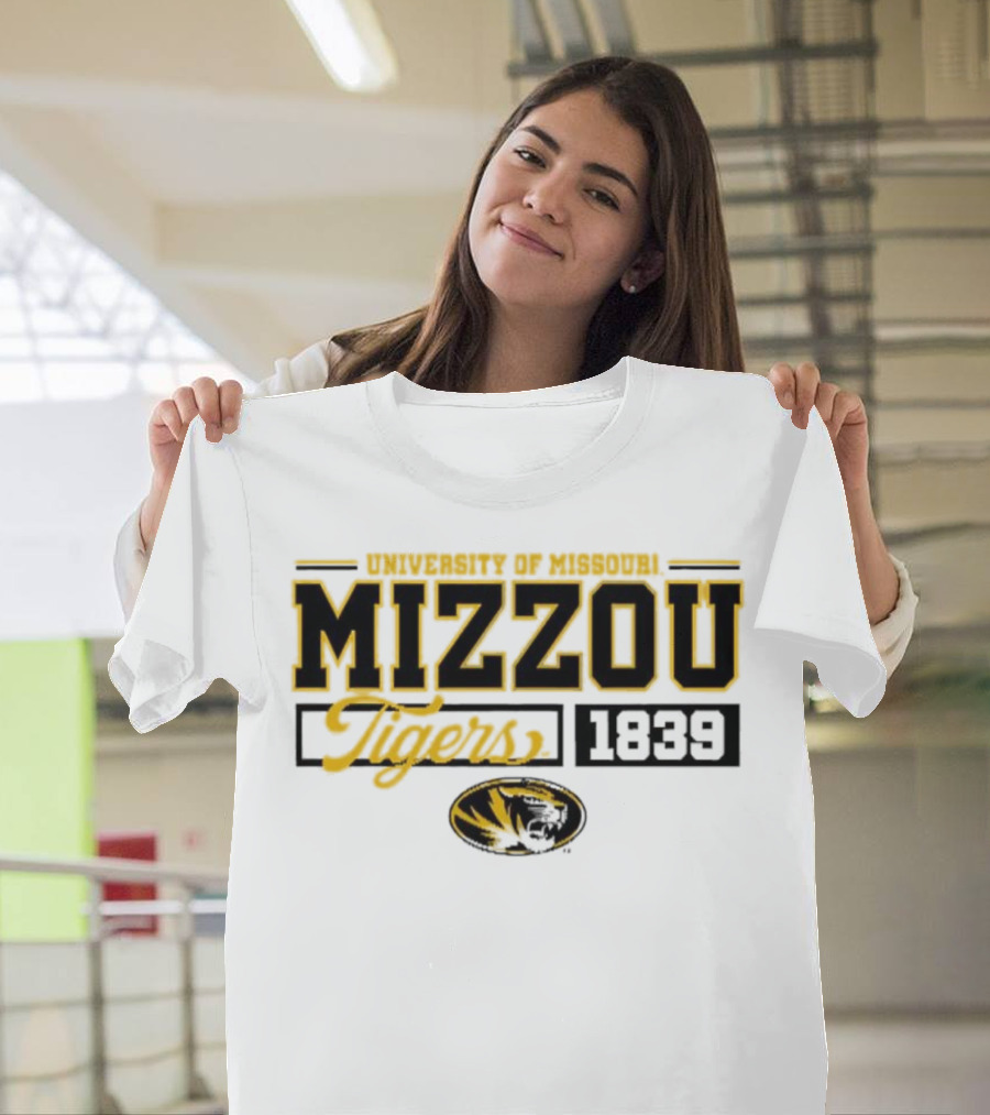 Tigers University Of Missouri Mizzou 1839 Oval Tiger Head T-Shirt