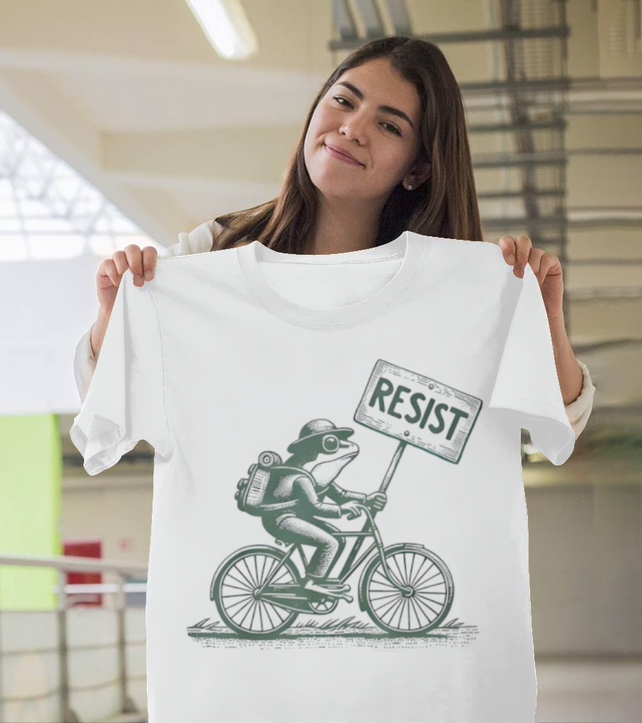 Frog On Bike Resist Portland Protest Vintage Graphic T-Shirt